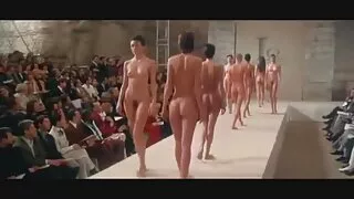 JEssie Saint está pronta para fazer xxx videos coroas sexo com um conhecido.