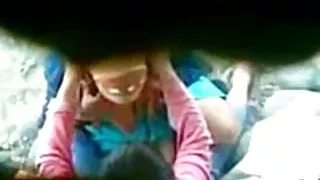 Penelope Ka xvideos anal com coroas imp amassa sua buceta com os dedos e o pau.