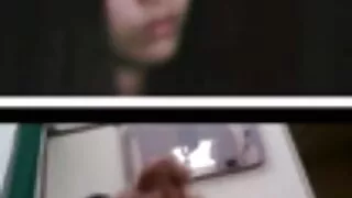 A ruiva é safada com a bucetinha e o orgasmo a cobre novinho comendo a velha com a cabeça.