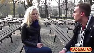A rapariga flerta para fazer sexo com os quero ver coroas gostosas transando idosos.