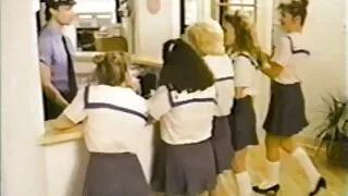 Mulher casada fodida videos coroas fudendo em todos os lugares enquanto procurava.