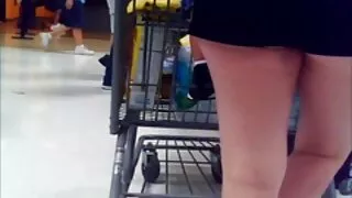 Summer sexo anal com coroas gostosas Hart sacode as mamas enquanto fode com um convidado.