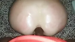 Mulher gorda depravada coroas negras brasileiras fudendo fode apaixonadamente na lareira com um homem encantador.