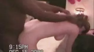 Descobri que a mulher é lésbica e fode com a amiga e ajudou as raparigas. vídeo das coroas gostosas