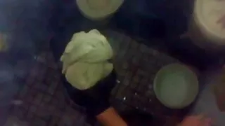 Fodendo as duas irmãs, coroas com novinho voltando para casa para as férias.