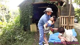 Foda-se uma mulher ruiva com um filme pornô de mulher de 50 anos dedo.