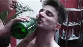 Sexo em coroas amadoras brasileiras grupo com madrasta e pai.