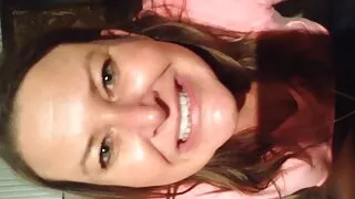 Mastiga Maduro vizinho na buceta coroas sexes peluda.