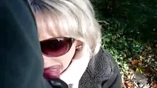 A Doce Angelina abriu bem o ânus xnxx coroas brasileiras com duas pilas.